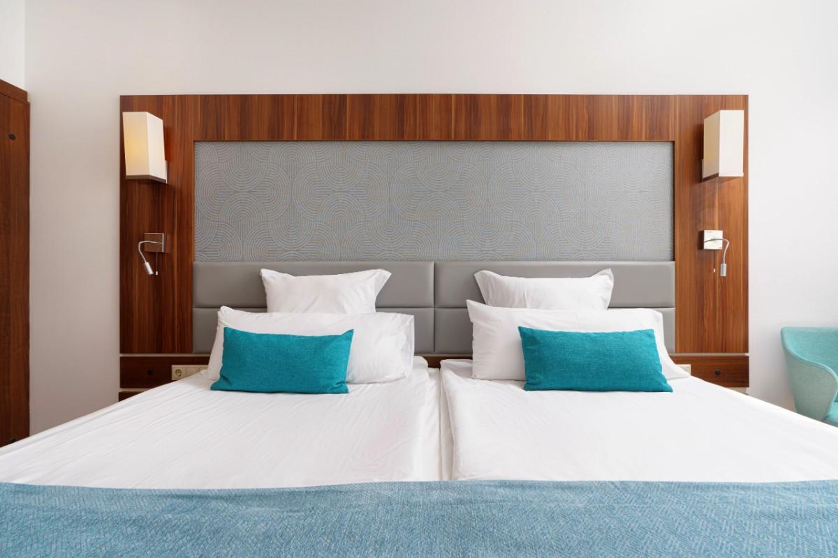 CAMERĂ DUBLĂ CU VEDERE LA PARC  Alua Helios Bay Obzor CAMERĂ DUBLĂ CU VEDERE LA PARC  Alua Helios Bay Obzor