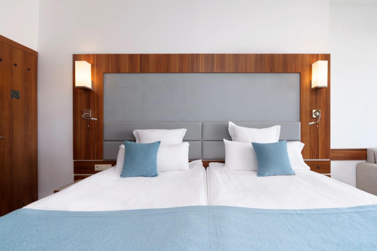 CAMERĂ DUBLĂ SUPERIOARĂ CU VEDERE LA PARC  Alua Helios Bay Obzor CAMERĂ DUBLĂ SUPERIOARĂ CU VEDERE LA PARC  Alua Helios Bay Obzor