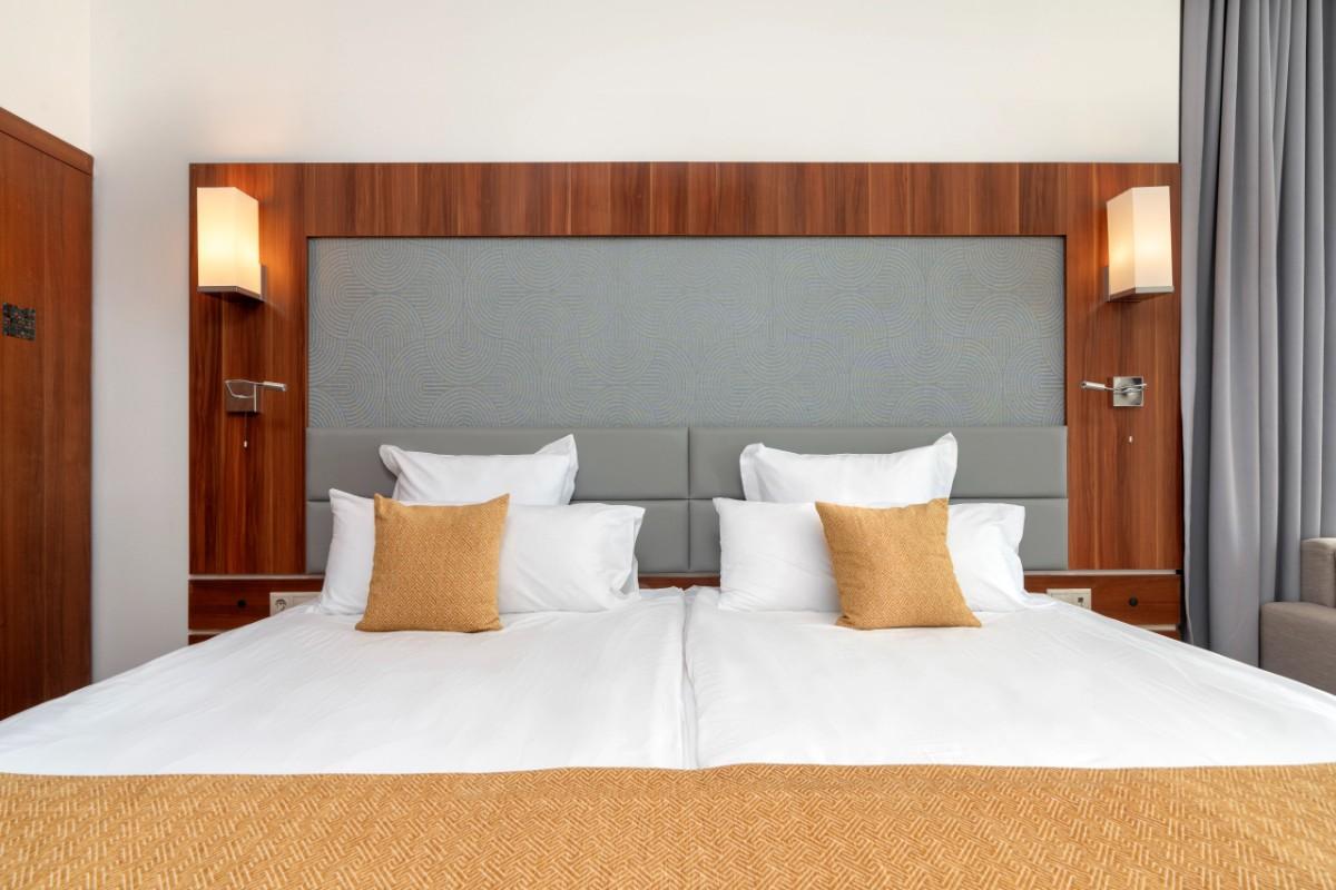 MY FAVORITE CLUB, CAMERĂ SUPERIOARĂ CU DUBLĂ VEDERE LA MARE  Alua Helios Bay Obzor MY FAVORITE CLUB, CAMERĂ SUPERIOARĂ CU DUBLĂ VEDERE LA MARE  Alua Helios Bay Obzor