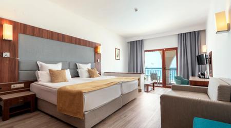 MY FAVORITE CLUB, CAMERĂ SUPERIOARĂ CU DUBLĂ VEDERE LA MARE  Alua Helios Bay Obzor MY FAVORITE CLUB, CAMERĂ SUPERIOARĂ CU DUBLĂ VEDERE LA MARE  Alua Helios Bay Obzor